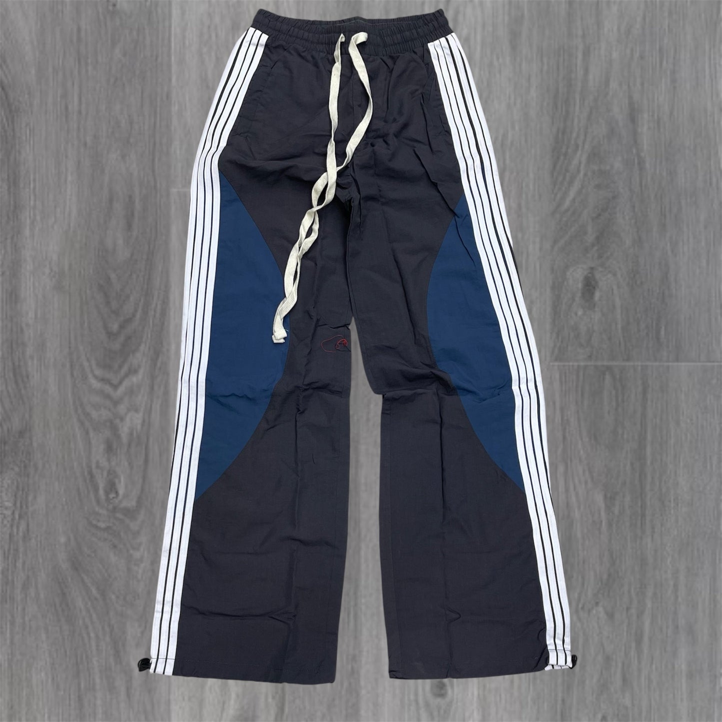 Baruda - Stripe Circle Windbreaker Pants Grey/Blue - 2026