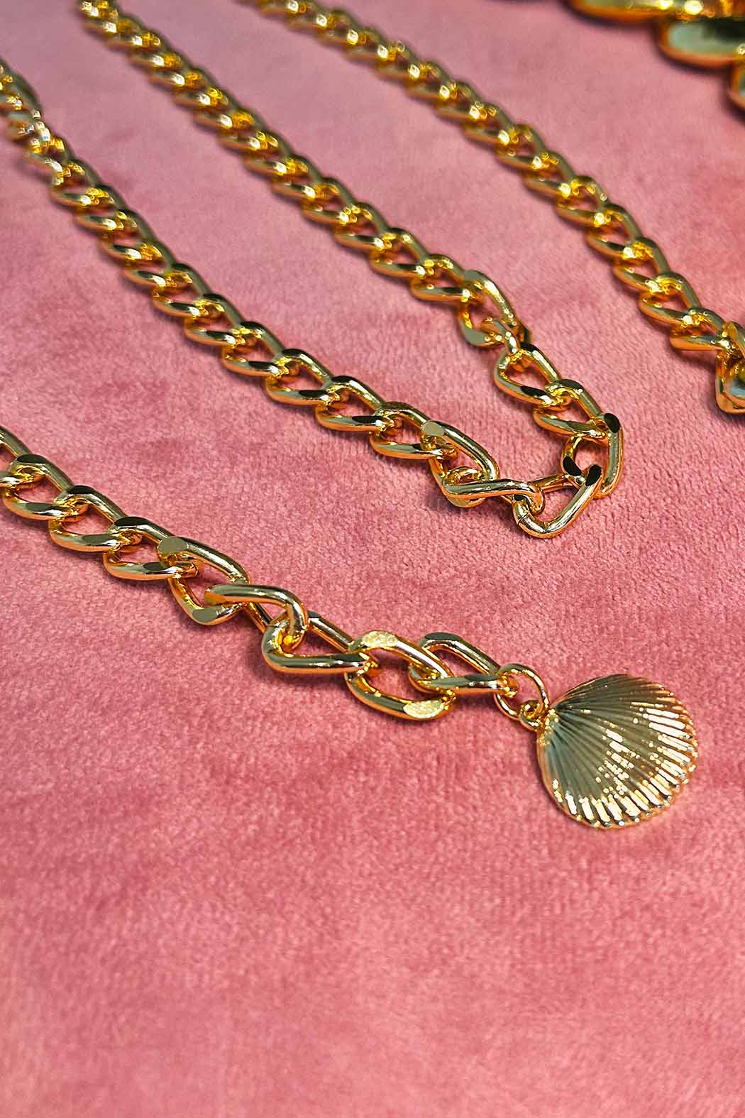 Gold Resin Chain Belt