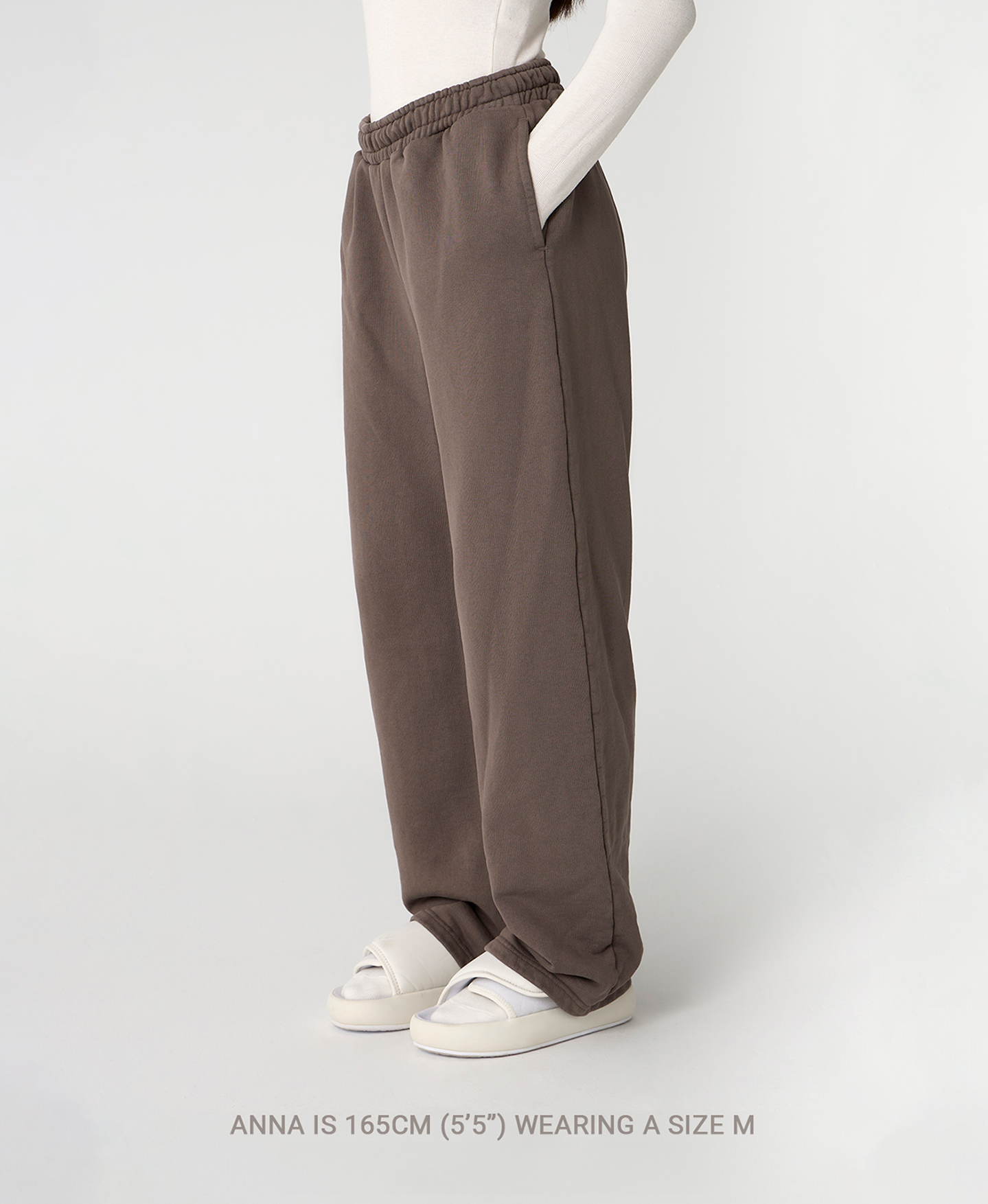 600 GSM 'Navy Blue' Straight-leg Pants