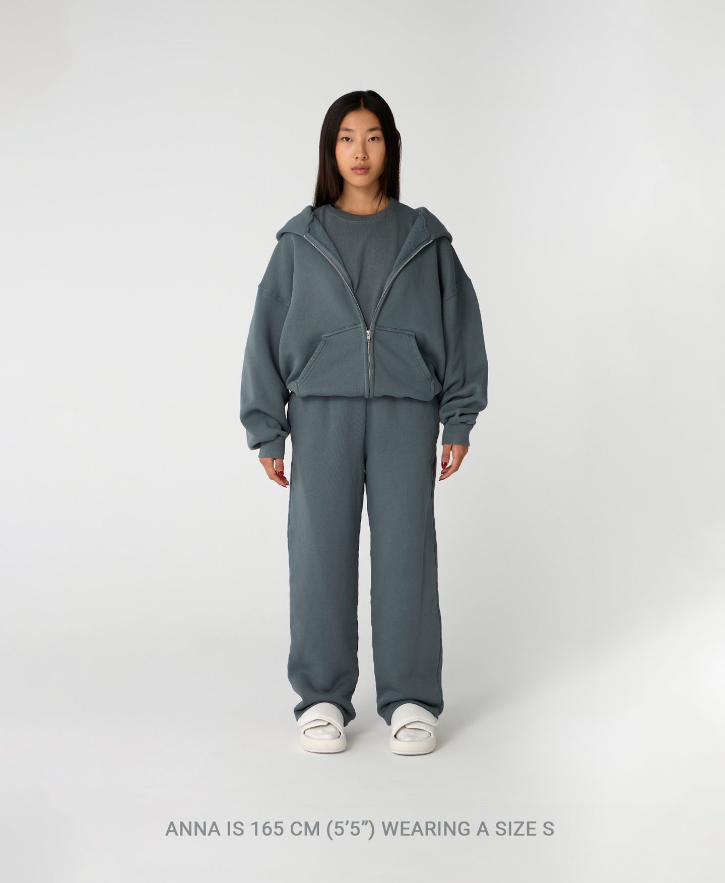 450 GSM 'Iron Gray' Zipper