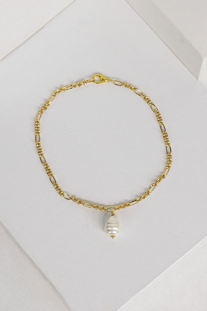 Gold Necklace with Spanish Pearl